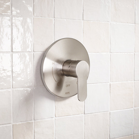 Tazio Tub & Shower - Image 3